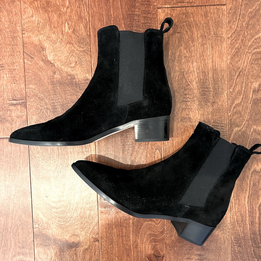 Aeyde Suede Ankle Boots